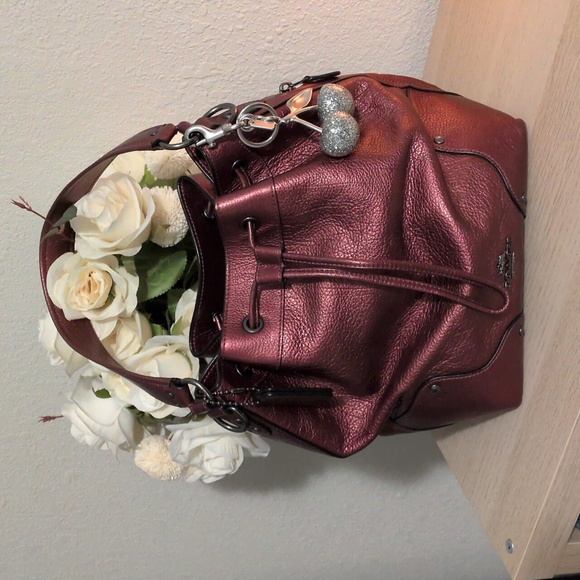 Coach Mickie Bucket Bag In Red Metallic Pebble Grain Leather Crossbody F35684 - Picture 3 of 15